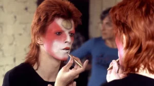 Lire la suite à propos de l’article Aladdin Sane (David Bowie) resort en vinyle pour son 50eme anniversaire